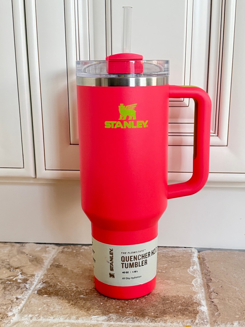 Stanley Quencher H2.0 The Flowstate 40 oz Hibiscus coral and lime green tumbler